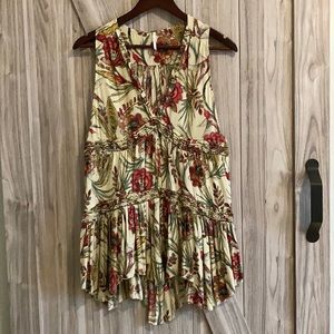 LIKE NEW Free People oversized vneck sleeveless blouse